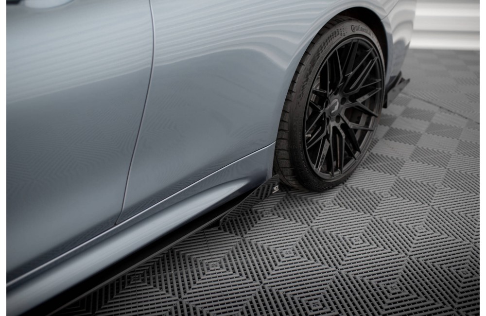Street Pro Side Skirts Diffusers + Flaps BMW 4 Coupe / Gran Coupe / Cabrio M-Pack F32 / F36 / F33 - Black + Gloss Flaps Street Pro Side Skirts Diffusers + Flaps BMW 4 Coupe / Gran Coupe / Cabrio M-Pack F32 / F36 / F33 - Black + Gloss Flaps