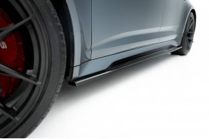 Prepreg Carbon Fiber Side Skirts Audi RS6 C8
