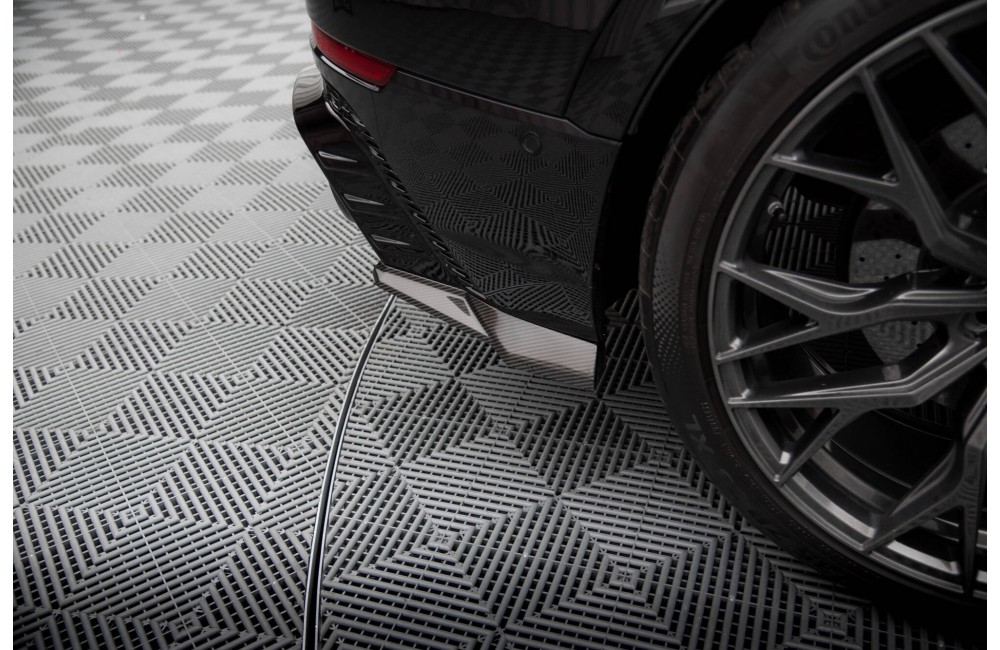 Prepreg Carbon Fiber Rear Side Splitters Audi RSQ8 Mk1 Prepreg Carbon Fiber Rear Side Splitters Audi RSQ8 Mk1