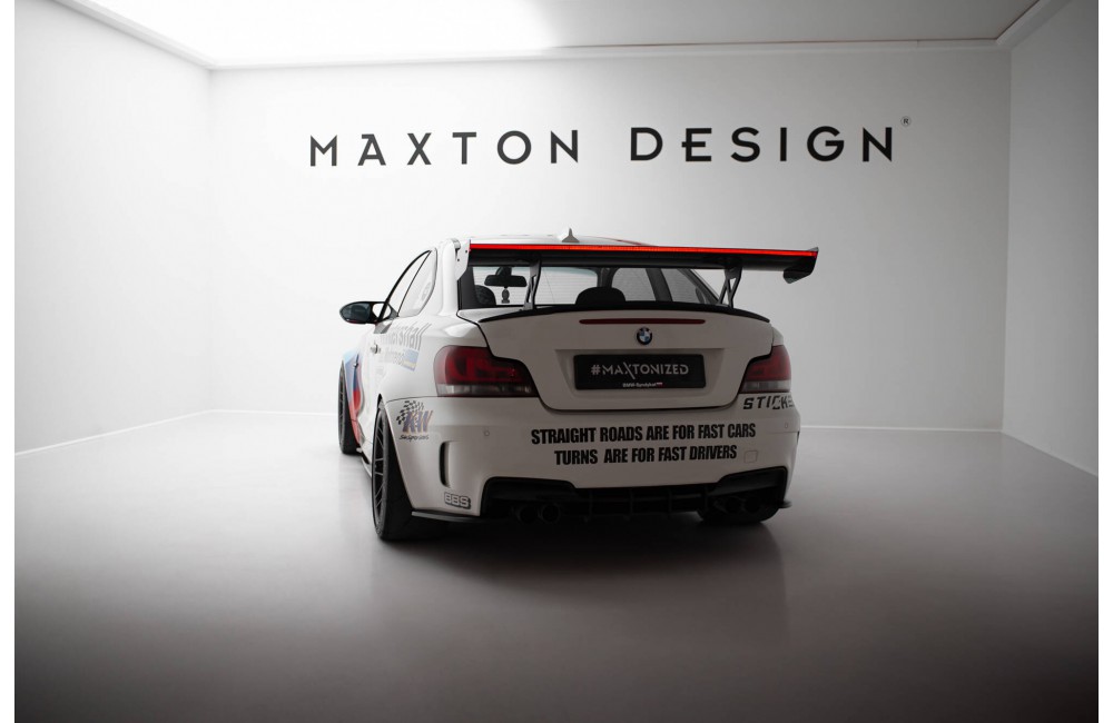 Carbon Spoiler With Internal Brackets Uprights V.1 + LED BMW 1 M E82