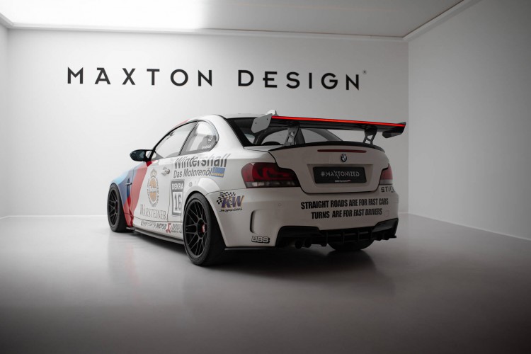Αεροτομή Carbon Με Εσωτερικές Βάσεις V.2 + LED BMW 1 M E82