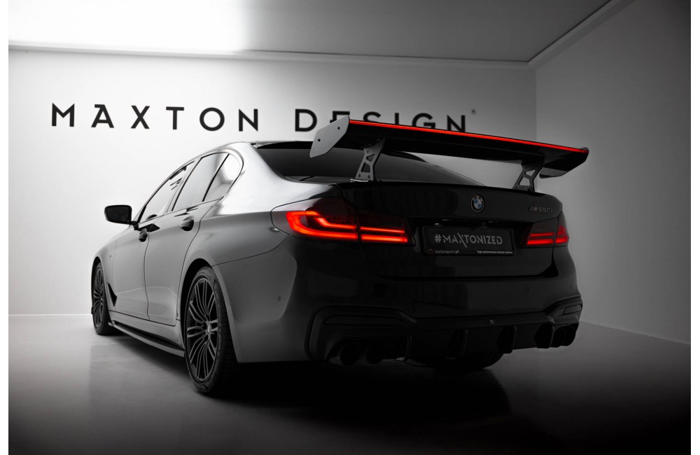 Carbon Spoiler With Internal Brackets Uprights + LED BMW 5 / M5 Sedan G30 / F90 Carbon Spoiler With Internal Brackets Uprights + LED BMW 5 / M5 Sedan G30 / F90