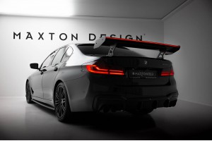 Carbon Spoiler With Internal Brackets Uprights + LED BMW 5 / M5 Sedan G30 / F90 Carbon Spoiler With Internal Brackets Uprights + LED BMW 5 / M5 Sedan G30 / F90