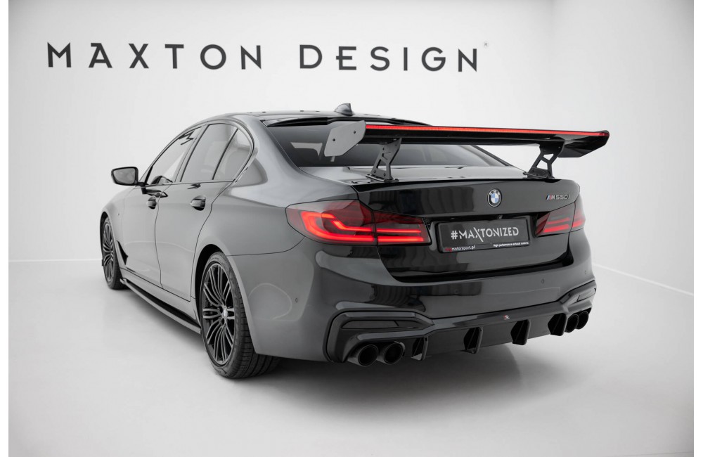 Carbon Spoiler With Internal Brackets Uprights + LED BMW 5 / M5 Sedan G30 / F90 Carbon Spoiler With Internal Brackets Uprights + LED BMW 5 / M5 Sedan G30 / F90