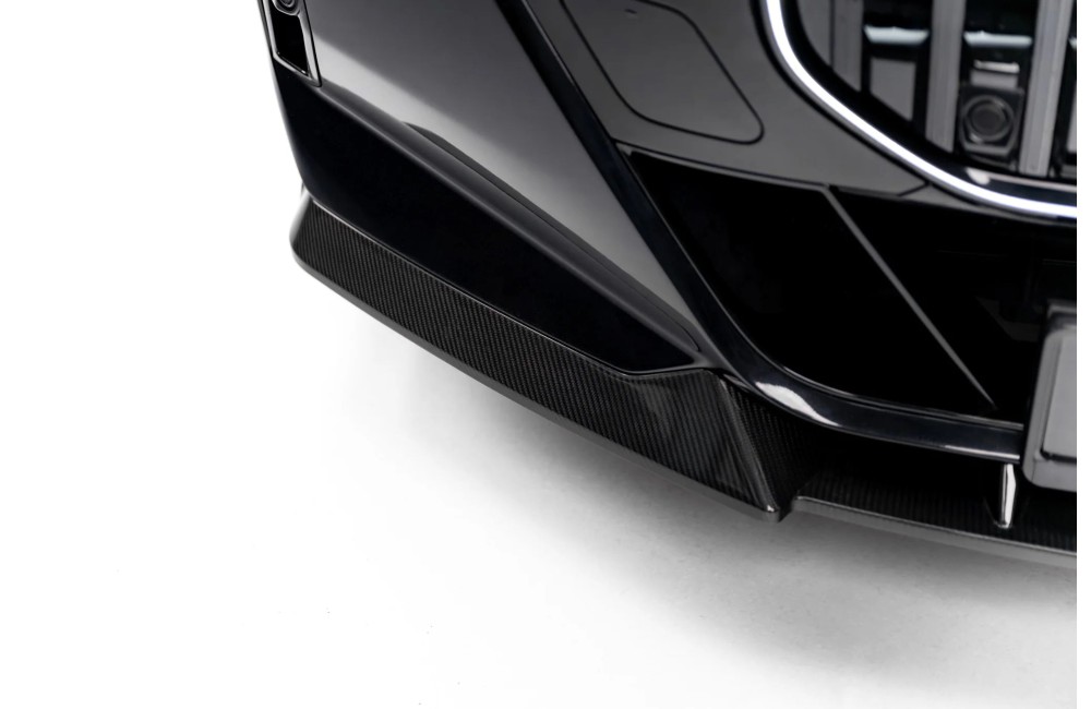 Prepreg Carbon Fiber Front Splitter BMW 7 M-Pack / M760e / i7 M-Pack G70
