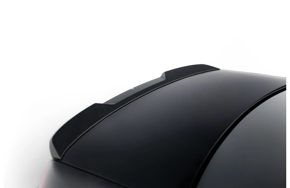 Prepreg Carbon Fiber Tailgate Spoiler (Lower) BMW 7 M-Pack / M760e / i7 M-Pack G70