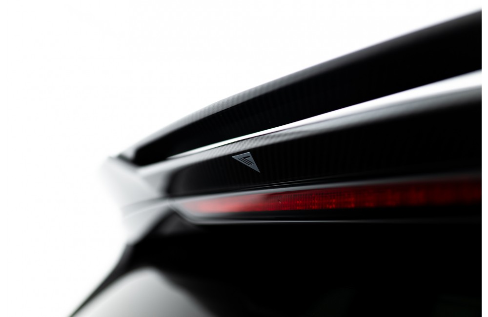 Prepreg Carbon Fiber Tailgate Spoiler (Upper) BMW X7 M-Pack G07 Facelift Prepreg Carbon Fiber Tailgate Spoiler (Upper) BMW X7 M-Pack G07 Facelift