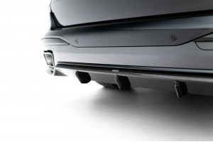 Prepreg Carbon Fiber Rear Diffuser BMW X7 M-Pack G07 Facelift Prepreg Carbon Fiber Rear Diffuser BMW X7 M-Pack G07 Facelift