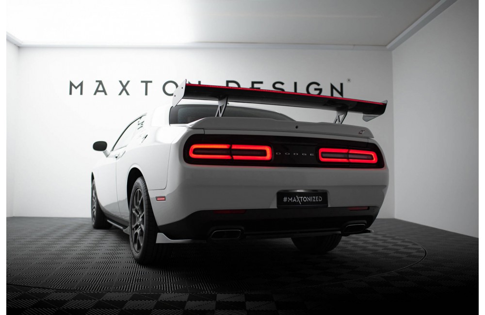 Carbon Spoiler + LED Dodge Challenger Mk3 Carbon Spoiler + LED Dodge Challenger Mk3