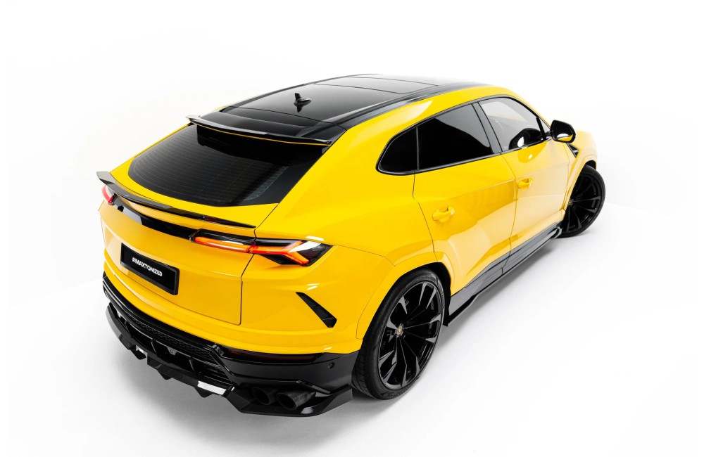 Set of Prepreg Carbon Splitters Lamborghini Urus Mk1