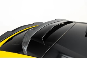 Set of Prepreg Carbon Splitters Lamborghini Urus Mk1