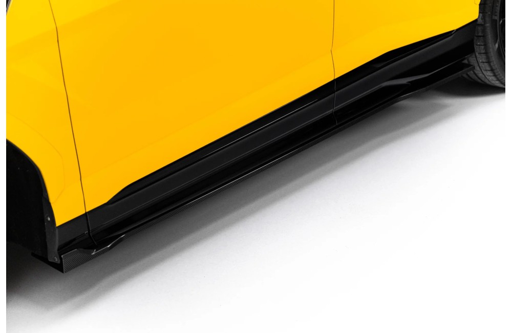 Set of Prepreg Carbon Splitters Lamborghini Urus Mk1