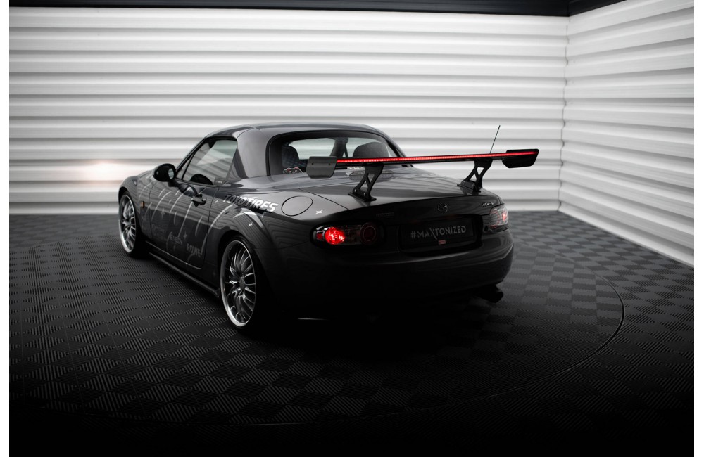 Carbon Spoiler + LED Mazda MX5 Hardtop NC(MK3) Carbon Spoiler + LED Mazda MX5 Hardtop NC(MK3)