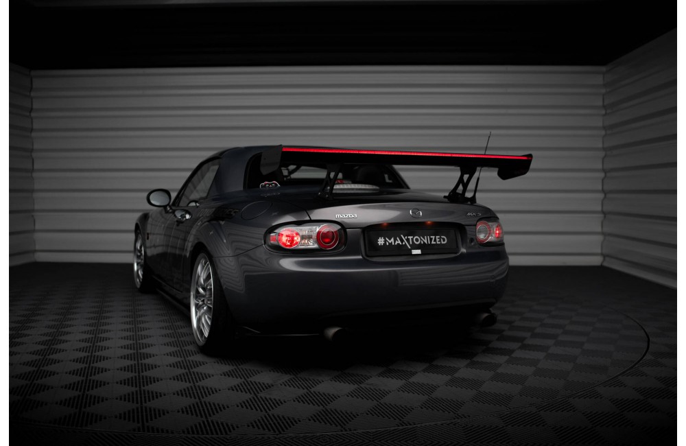 Carbon Spoiler + LED Mazda MX5 Hardtop NC(MK3) Carbon Spoiler + LED Mazda MX5 Hardtop NC(MK3)