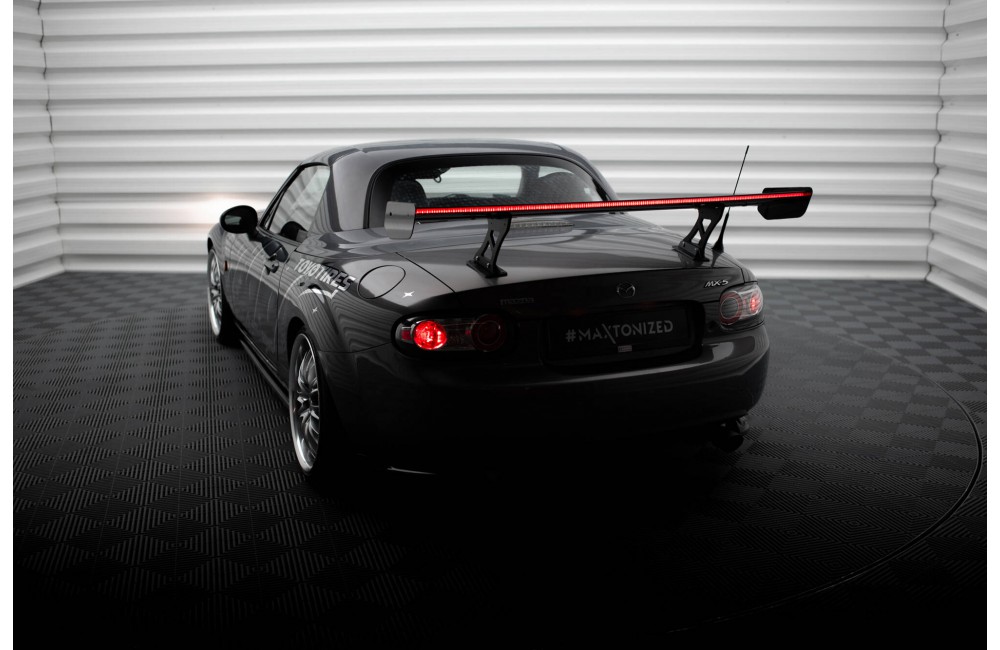 Carbon Spoiler + LED Mazda MX5 Hardtop NC(MK3) Carbon Spoiler + LED Mazda MX5 Hardtop NC(MK3)