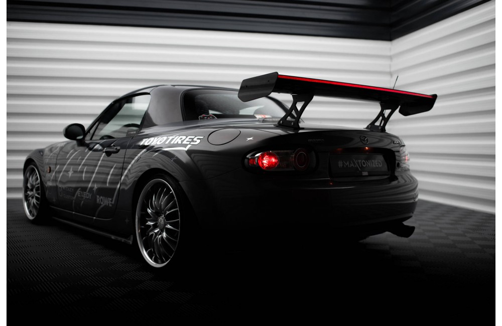 Carbon Spoiler + LED Mazda MX5 Hardtop NC(MK3) Carbon Spoiler + LED Mazda MX5 Hardtop NC(MK3)