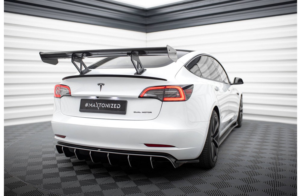 Carbon Spoiler Tesla Model 3 Carbon Spoiler Tesla Model 3