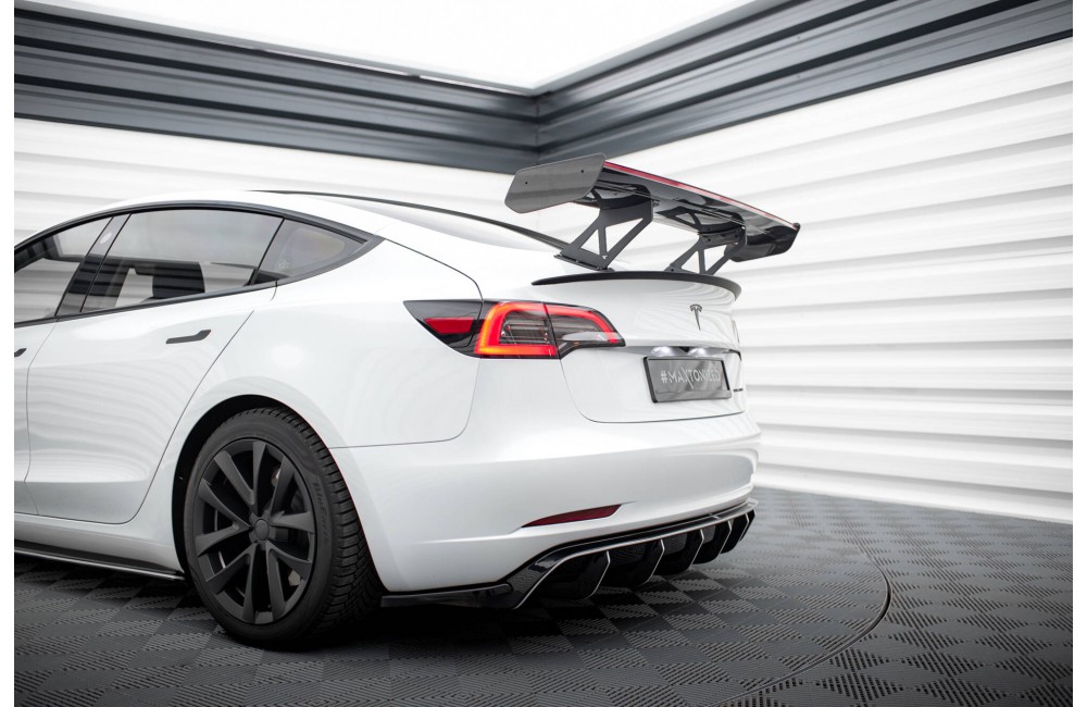 Carbon Spoiler + LED Tesla Model 3 Carbon Spoiler + LED Tesla Model 3