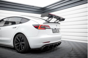 Carbon Spoiler + LED Tesla Model 3 Carbon Spoiler + LED Tesla Model 3