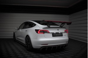 Carbon Spoiler + LED Tesla Model 3 Carbon Spoiler + LED Tesla Model 3