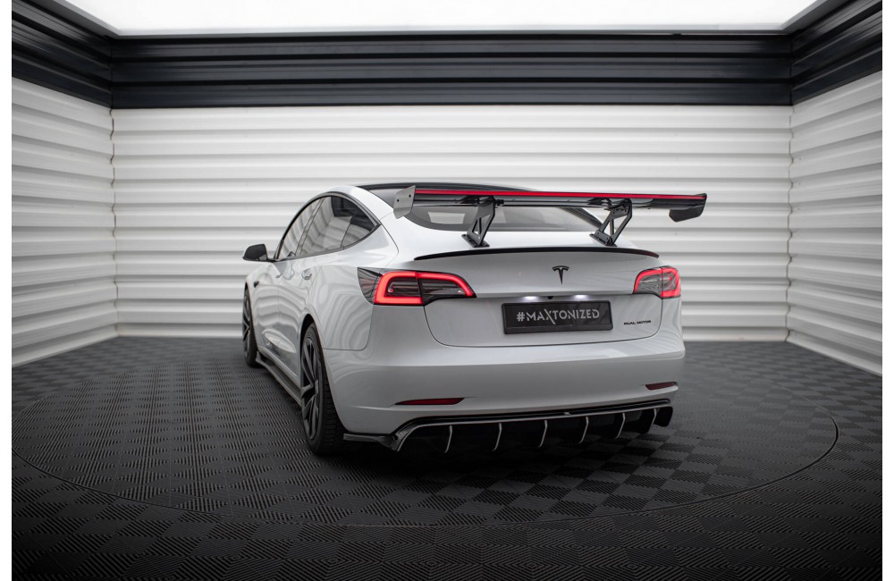 Carbon Spoiler + LED Tesla Model 3 Carbon Spoiler + LED Tesla Model 3