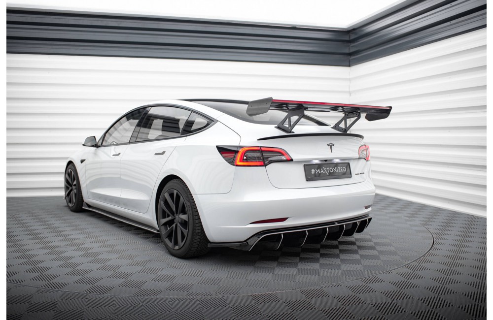 Carbon Spoiler + LED Tesla Model 3 Carbon Spoiler + LED Tesla Model 3