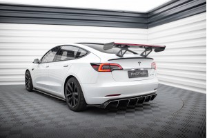 Carbon Spoiler + LED Tesla Model 3 Carbon Spoiler + LED Tesla Model 3