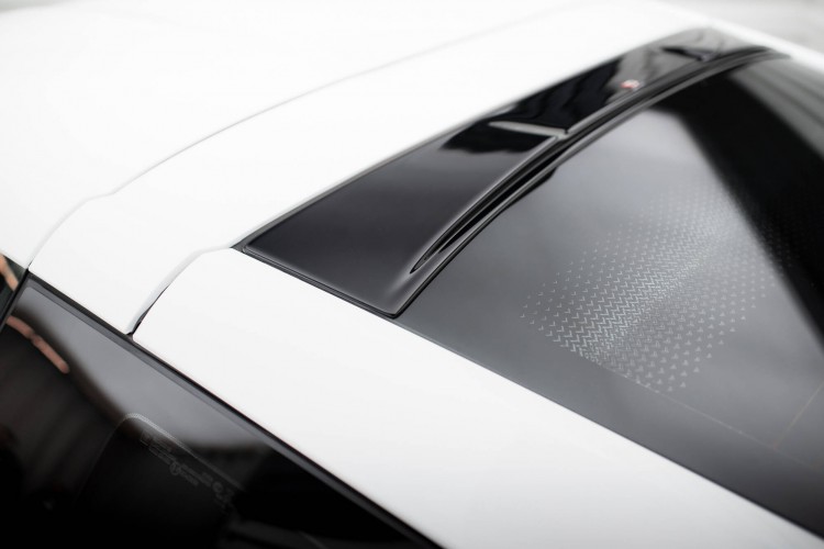 Η επέκταση του πίσω παραθύρου Chevrolet Corvette Stingray / Z06 C7