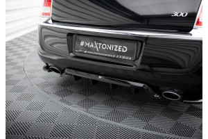 Rear Splitter (with vertical bars) Chrysler 300 Mk2