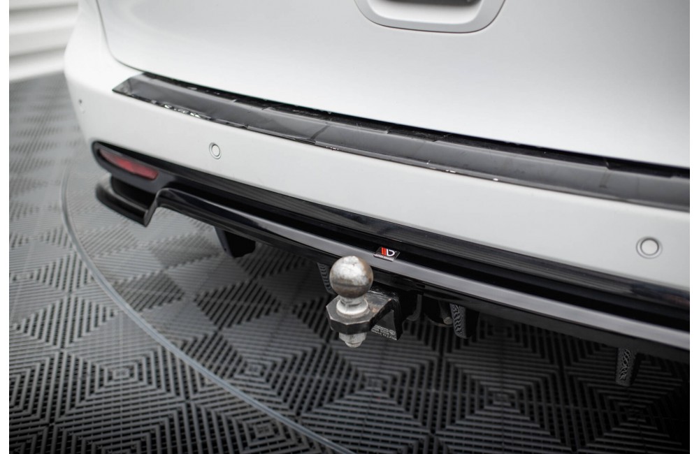 Rear Splitter (with vertical bars) Chrysler Pacifica Mk2 Facelift