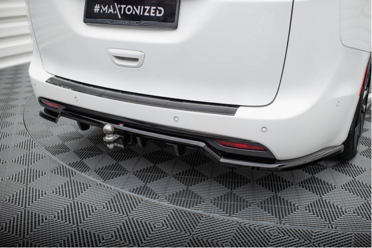 Πίσω Splitter (με κάθετες ράβδους) Chrysler Pacifica Mk2 Facelift