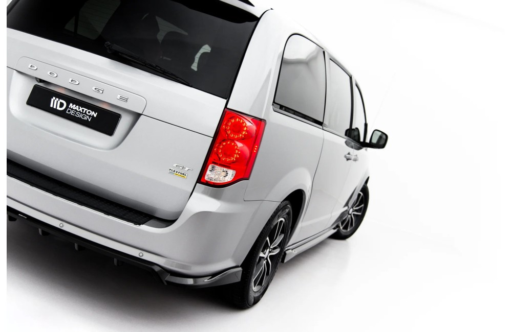 Rear Splitter (with vertical bars) Dodge Grand Caravan Mk5 Facelift