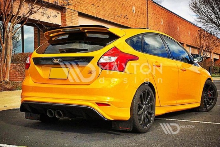Reflective Lights Ford Focus ST Mk3