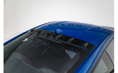 The extension of the rear window Ford Mustang GT Mk7