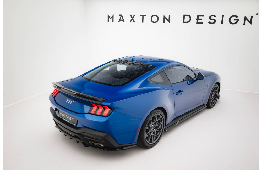 The extension of the rear window Ford Mustang GT Mk7