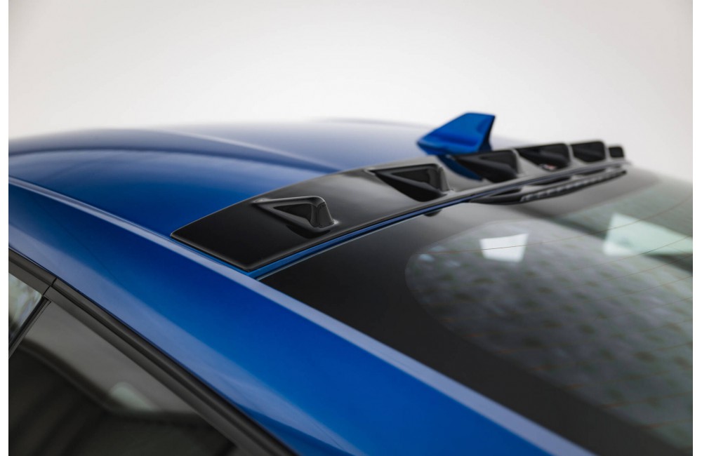 The extension of the rear window Ford Mustang GT Mk7