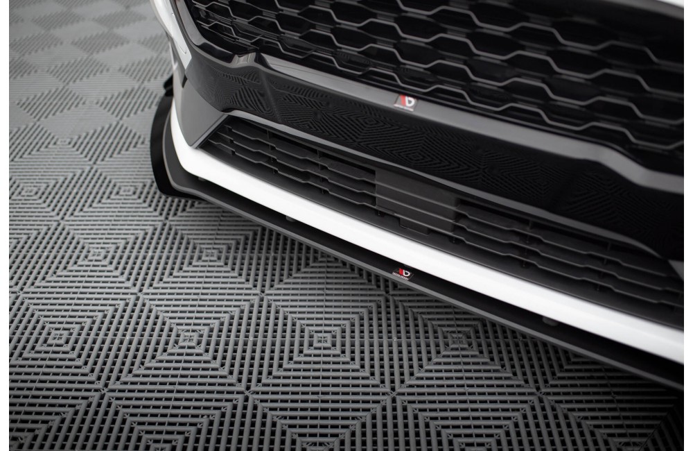 Street Pro Front Splitter + Flaps Ford Fiesta Mk8 ST / ST-Line - Black + Gloss Flaps