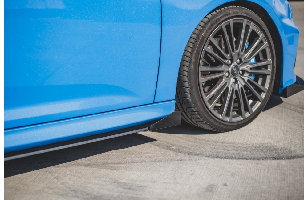 Street Pro Side Skirts Diffusers + Flaps Ford Focus RS Mk3 - Black + Gloss Flaps