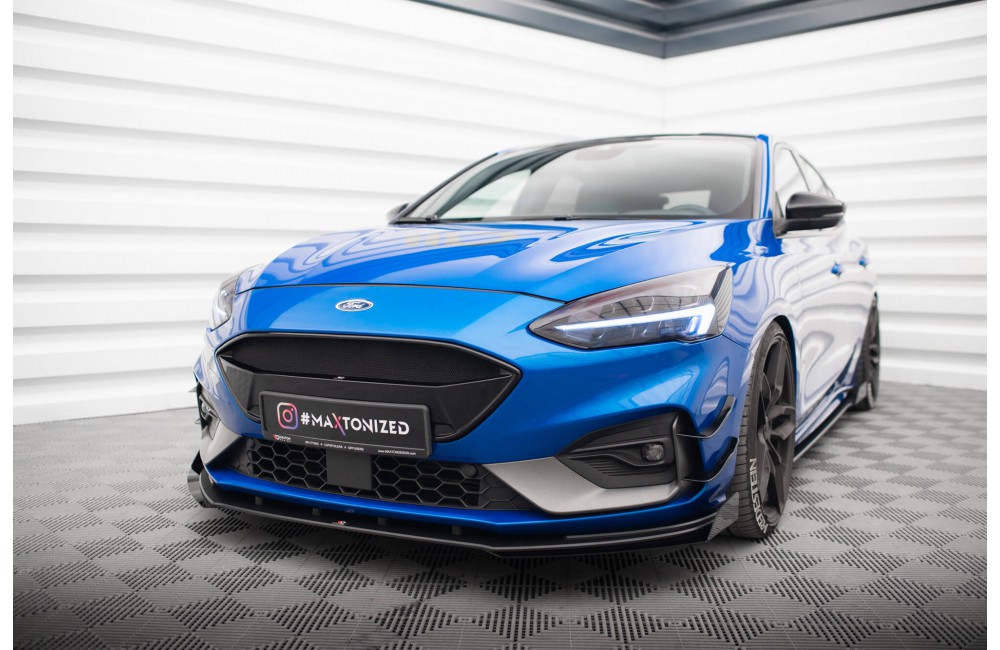 Street Pro Front Splitter + Flaps Ford Focus ST / ST-Line Mk4 - Black + Gloss Flaps