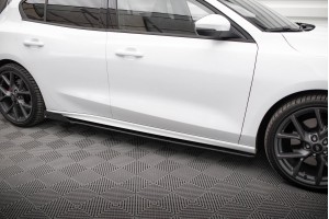 Street Pro Side Skirts Diffusers + Flaps Ford Focus ST / ST-Line Mk4 - Black + Gloss Flaps