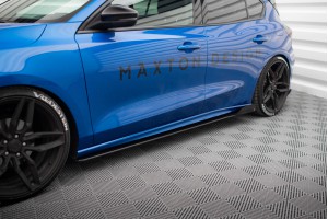 Street Pro Side Skirts Diffusers + Flaps Ford Focus ST / ST-Line Mk4 - Black + Gloss Flaps