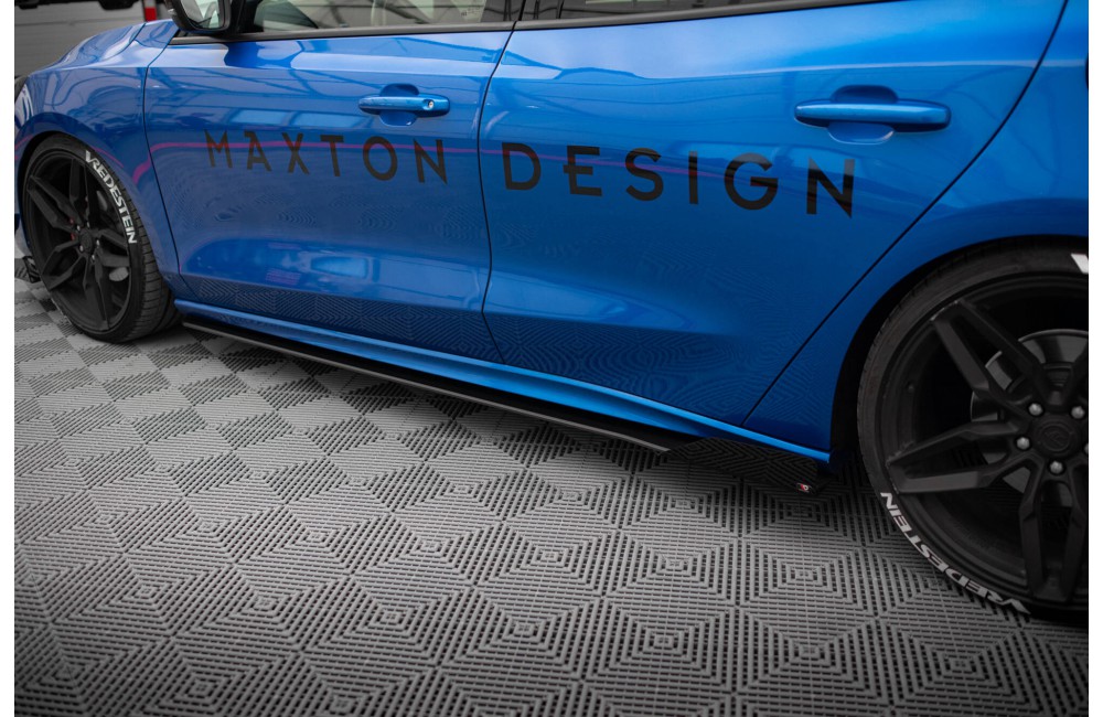 Street Pro Side Skirts Diffusers + Flaps Ford Focus ST / ST-Line Mk4 - Black + Gloss Flaps