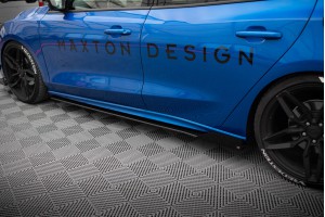 Street Pro Side Skirts Diffusers + Flaps Ford Focus ST / ST-Line Mk4 - Black + Gloss Flaps