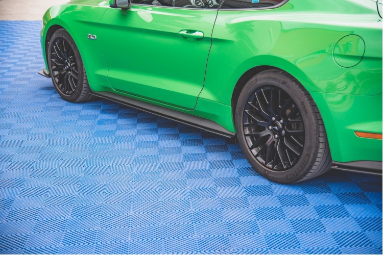 Street Pro Side Skirts Diffusers V.1 Ford Mustang GT Mk6 Facelift