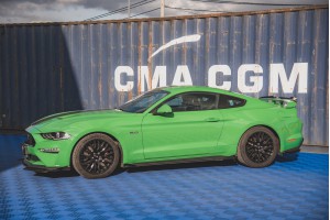 Street Pro Side Skirts Diffusers V.1 + Flaps Ford Mustang GT Mk6 Facelift - Black + Gloss Flaps