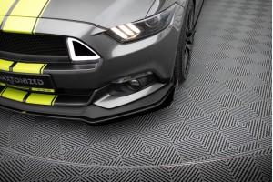 Street Pro Front Splitter + Flaps Ford Mustang GT Mk6  - Black + Gloss Flaps