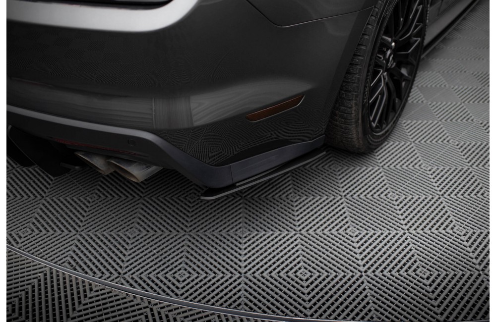 Street Pro Rear Side Splitters  Ford Mustang GT Mk6  - Black