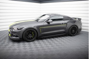 Street Pro Side Skirts Diffusers + Flaps Ford Mustang GT Mk6 - Black + Gloss Flaps Street Pro Side Skirts Diffusers + Flaps Ford Mustang GT Mk6 - Black + Gloss Flaps
