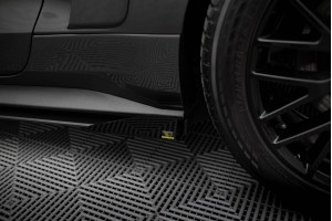Street Pro Side Skirts Diffusers + Flaps Ford Mustang GT Mk6 - Black + Gloss Flaps Street Pro Side Skirts Diffusers + Flaps Ford Mustang GT Mk6 - Black + Gloss Flaps