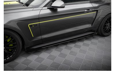 Street Pro Side Skirts Diffusers + Flaps Ford Mustang GT Mk6  - Black + Gloss Flaps    